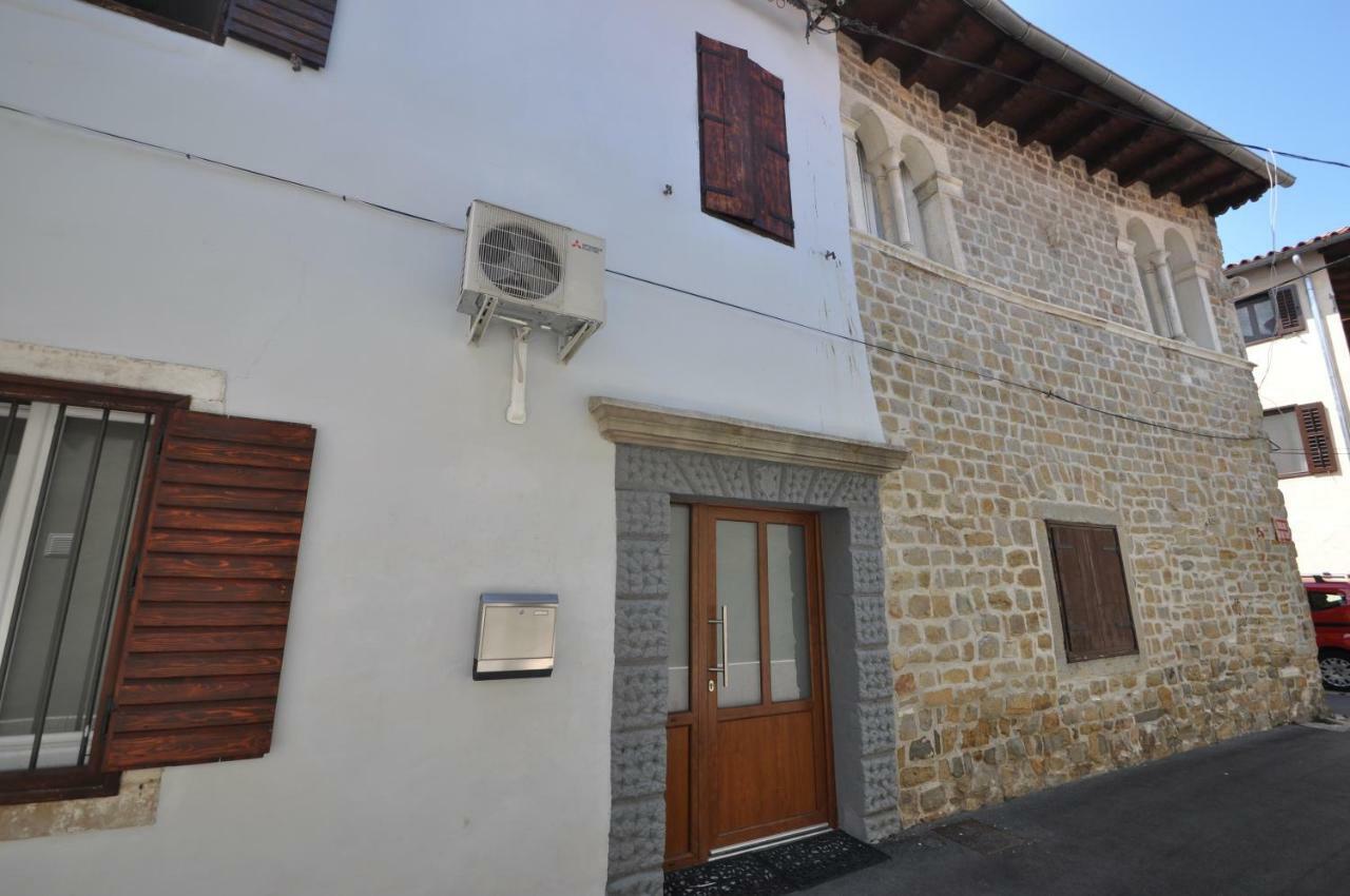 Old Court Palace Koper Hotel Exterior photo